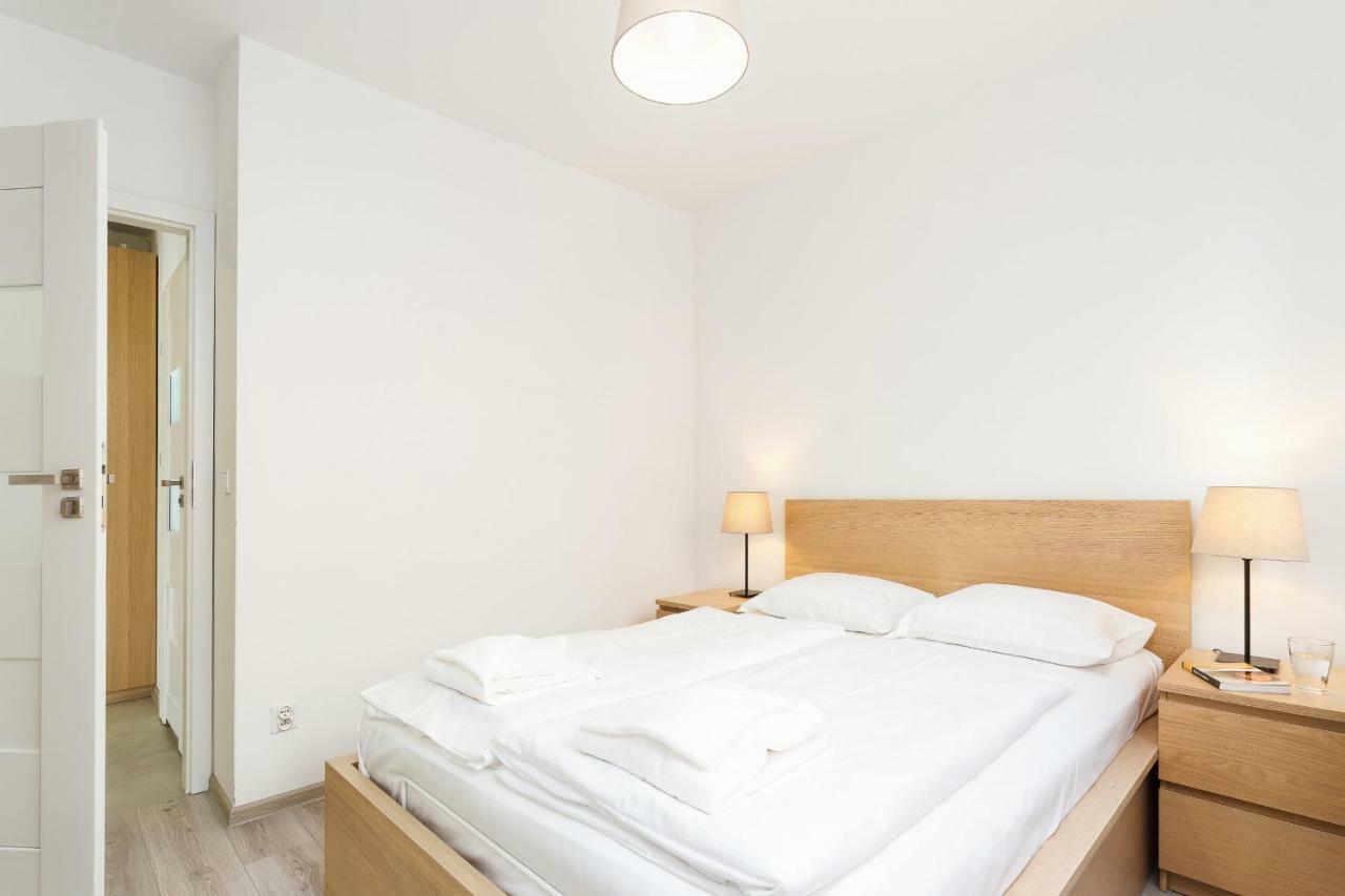Apartments Claro II By Noclegi Renters Cracovia Exterior foto